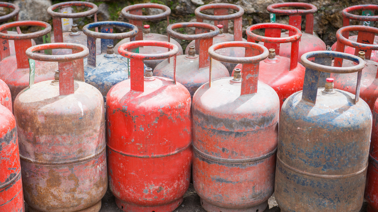 LPG cylinder price hiked: cylinder reached high level; Gas cylinder price hiked for the second time in ten days