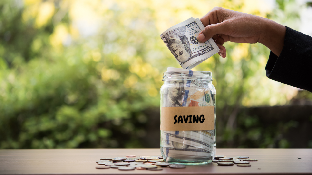6 Powerful Ways to Save Money and Time in College