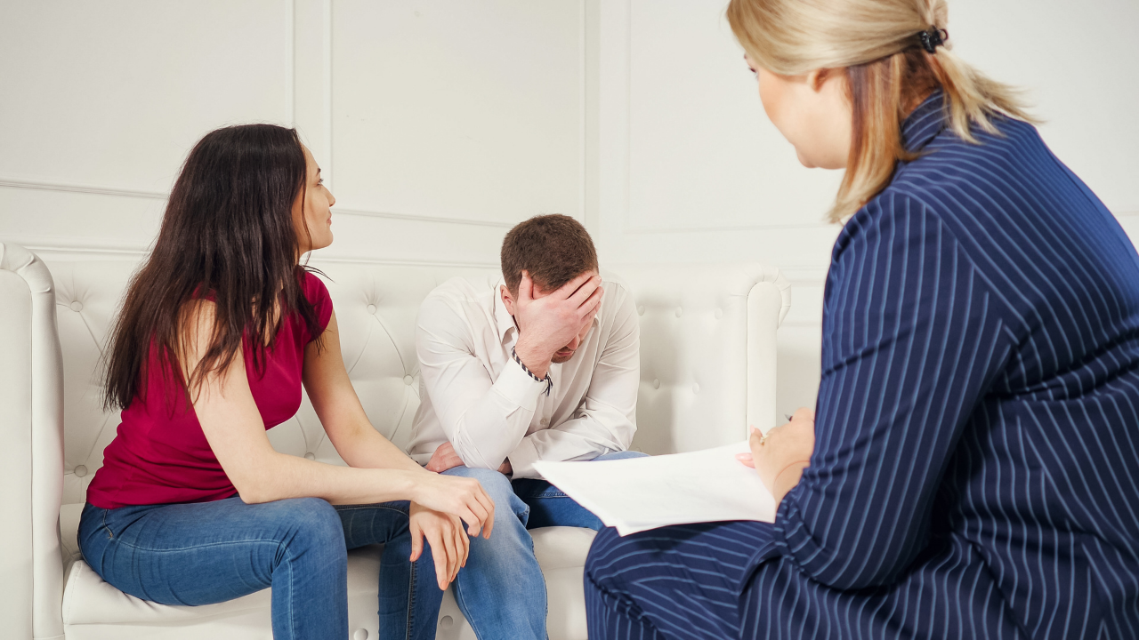 What To Expect At Your First Couple Counseling?