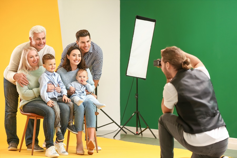 What Should You Wear for a Family Photo Shoot?
