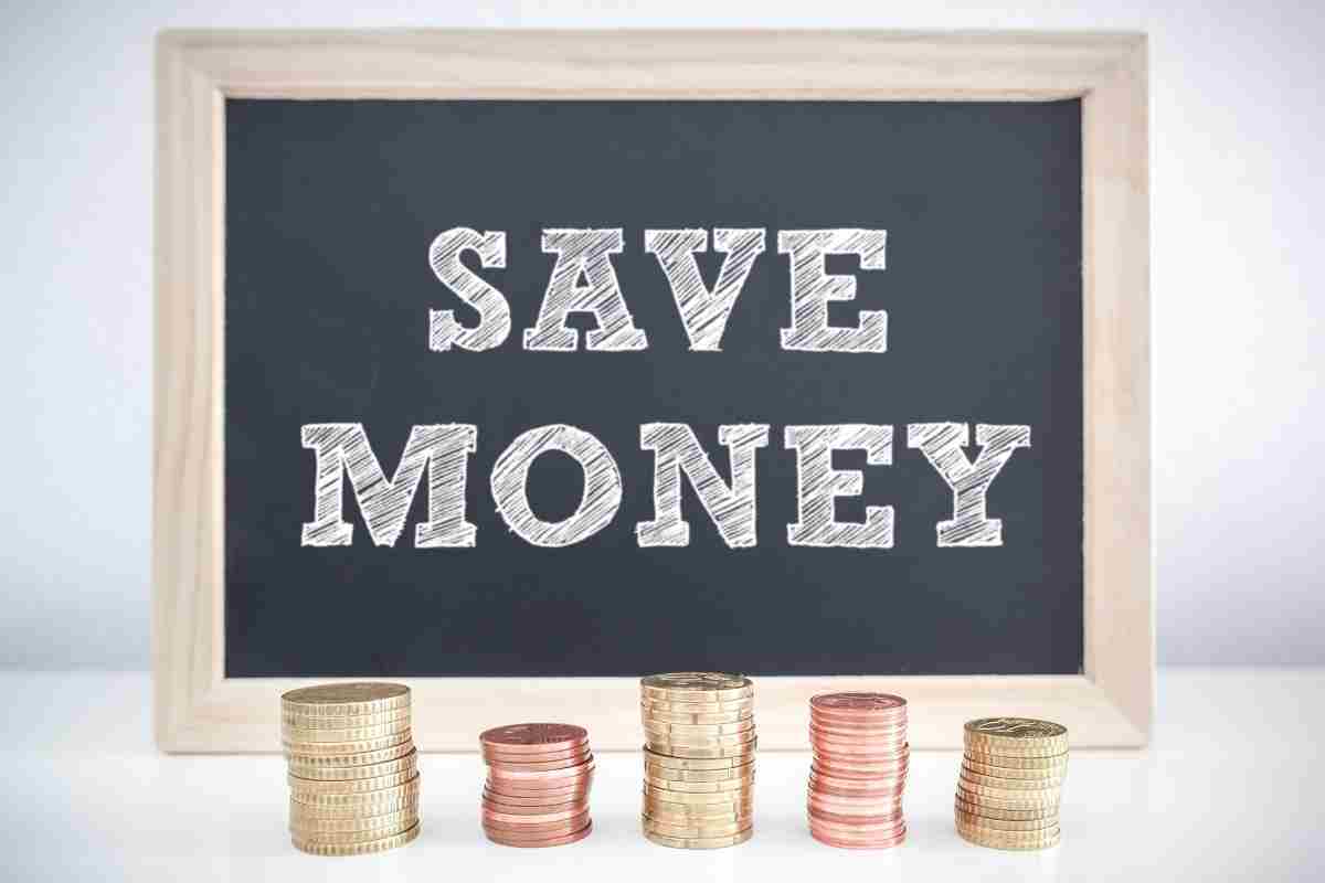 7 Compelling Reasons to Encourage Your Teen to Save Money