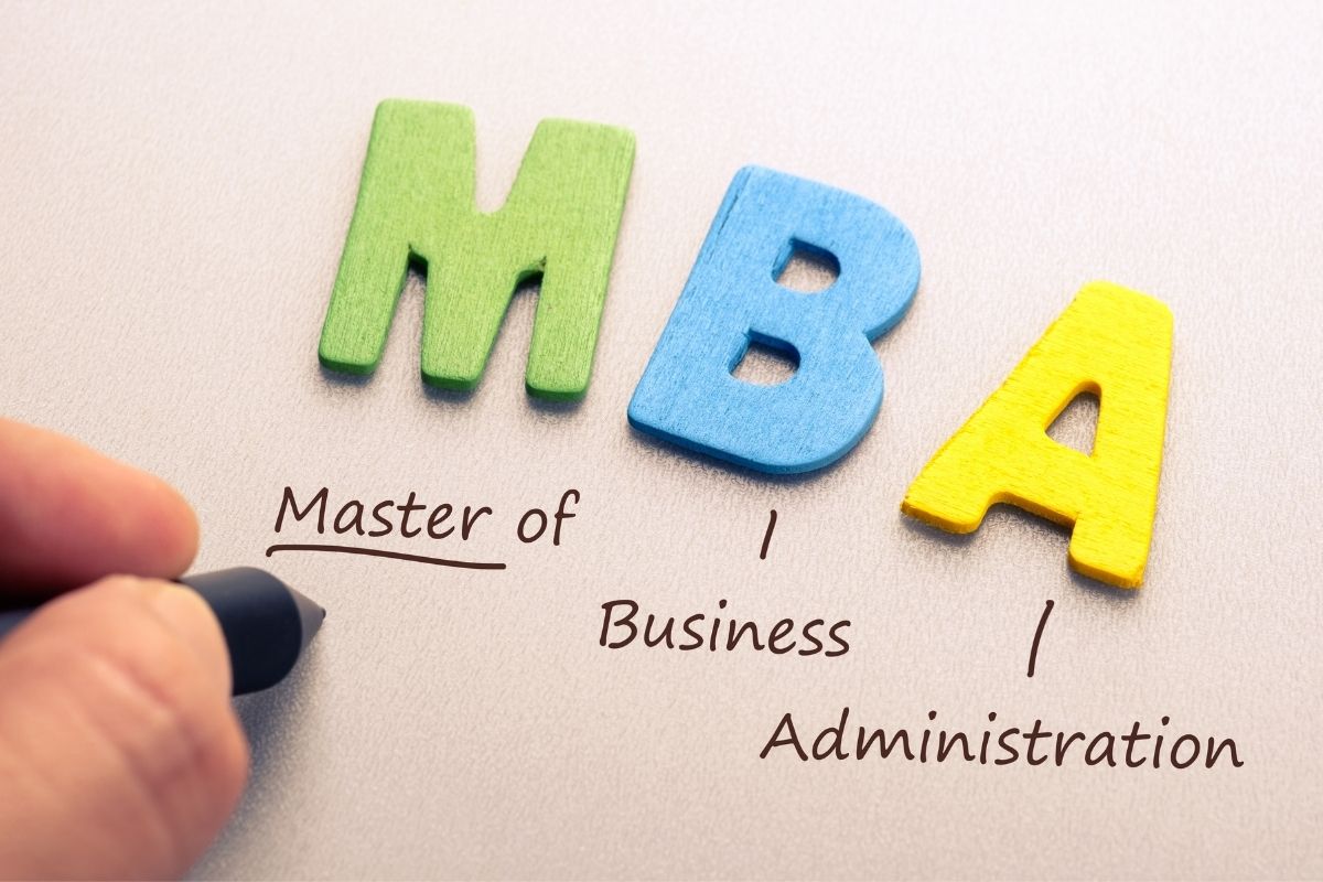 How An Online MBA Can Build Your Remote Leadership Skills?