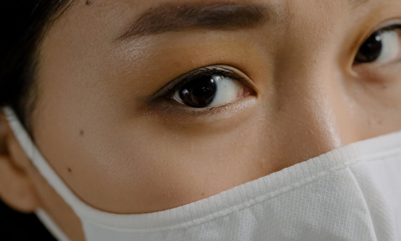 How to Emphasize Eyes When Wearing a Mask: 7 Makeup Tips