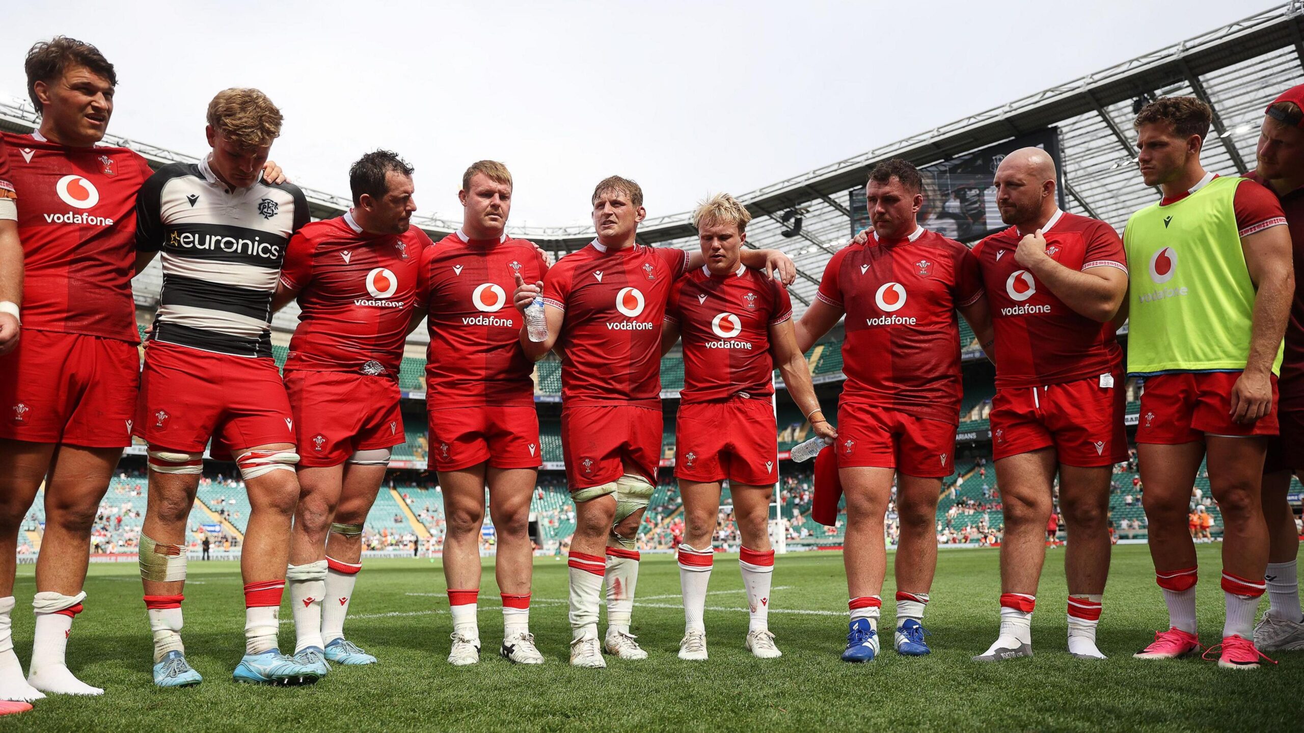 Sports image related to Wales squad to be cut to 32-34, says Tandy