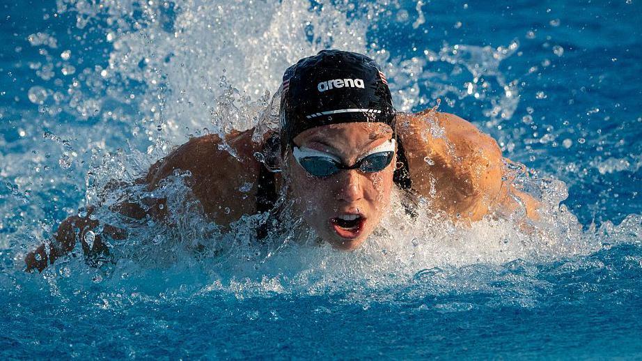 Sports image related to Gretchen Walsh breaks 50m freestyle world record by 0.04s