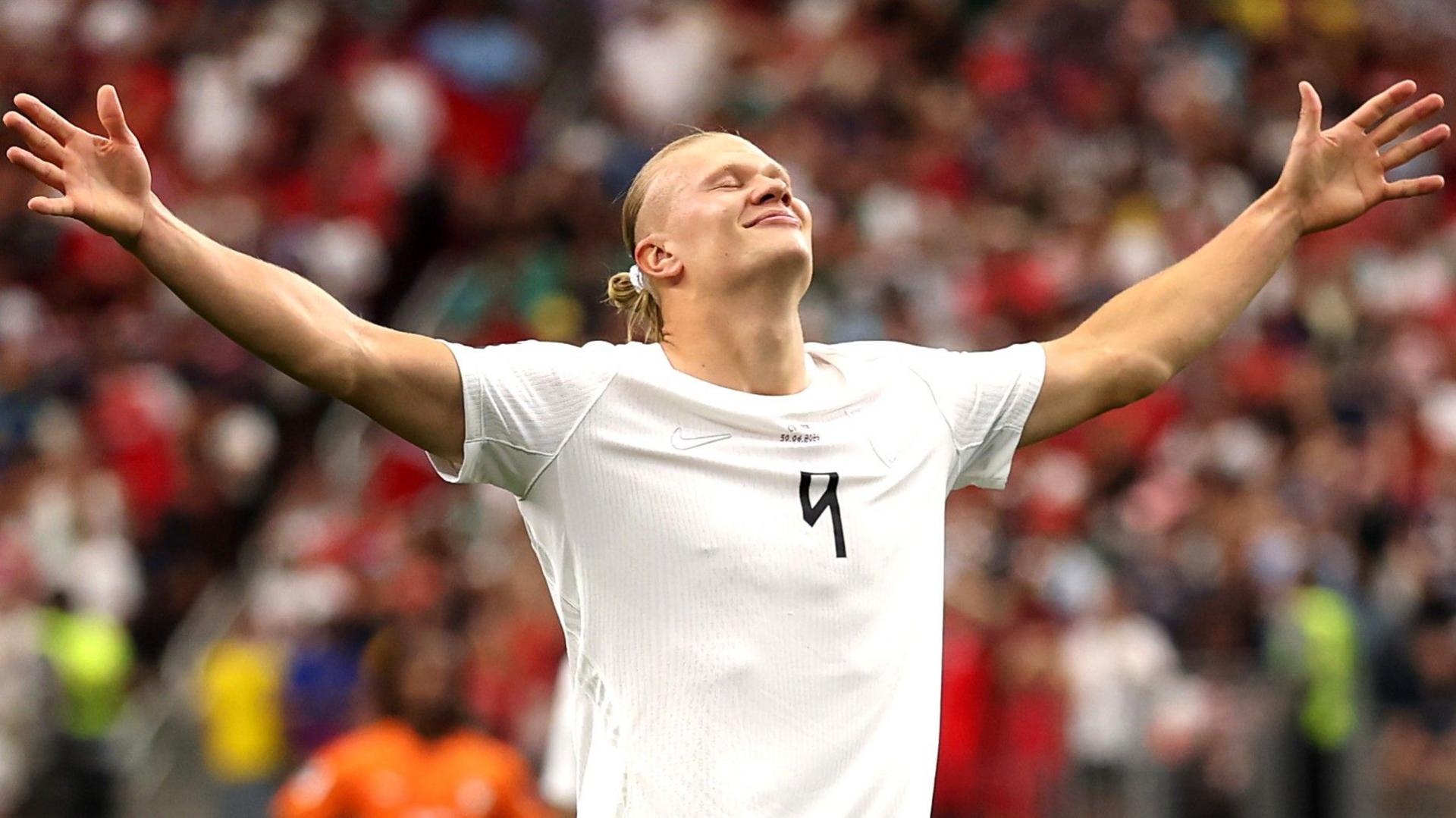 Sports image related to Born in Leeds, built in Norway: Erling Haaland and the World Cup