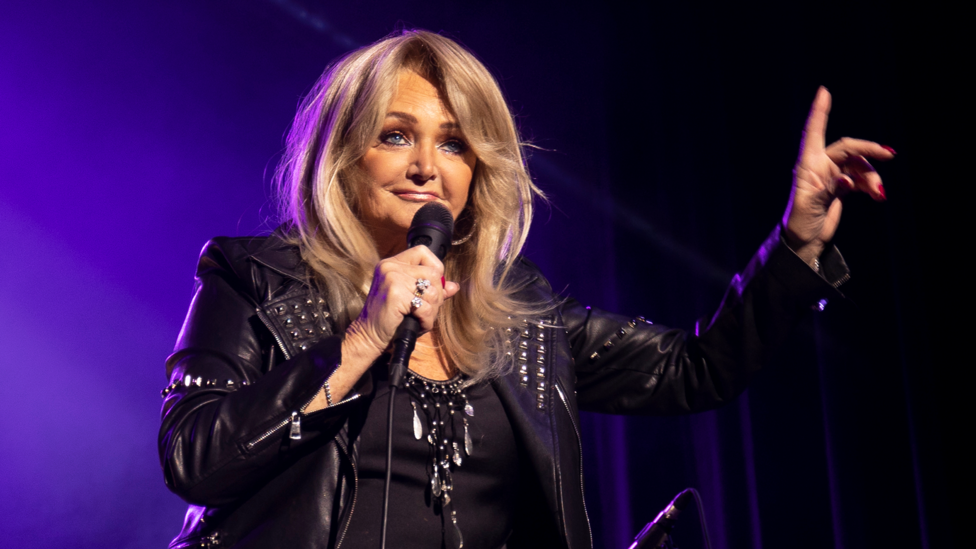 Latest News image related to Bonnie Tyler funeral: coffin to be brought to Mumbles