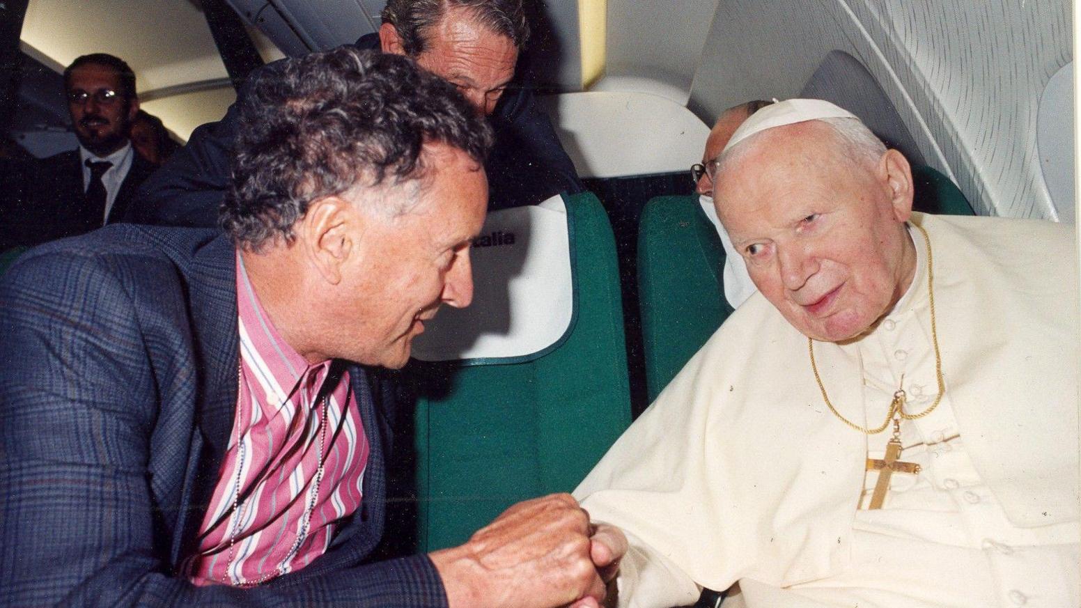 Latest News image related to David Willey, BBC foreign correspondent, dies aged 93