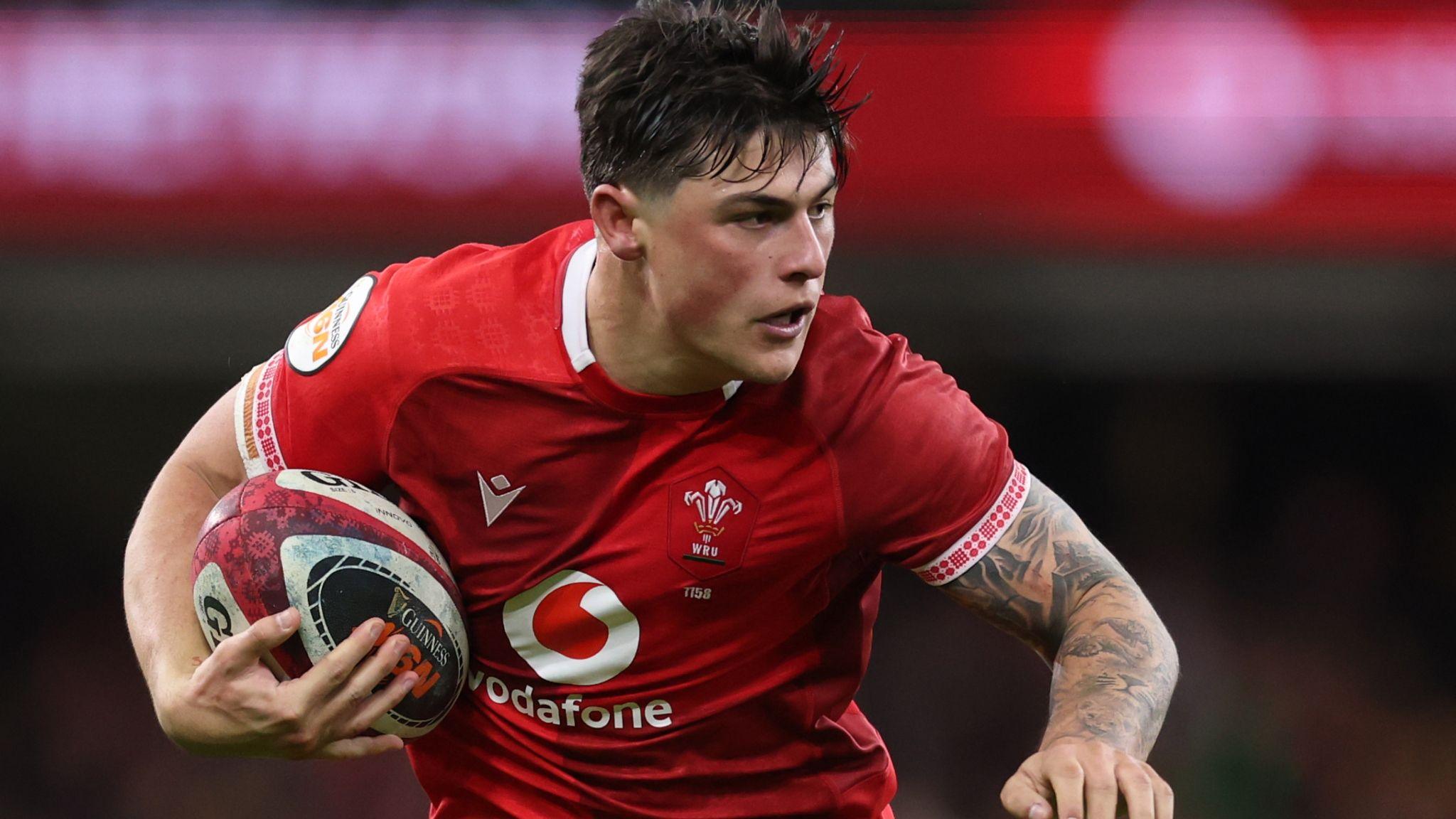 Sports image related to Rees-Zammit returns to Wales wing for Fiji Test