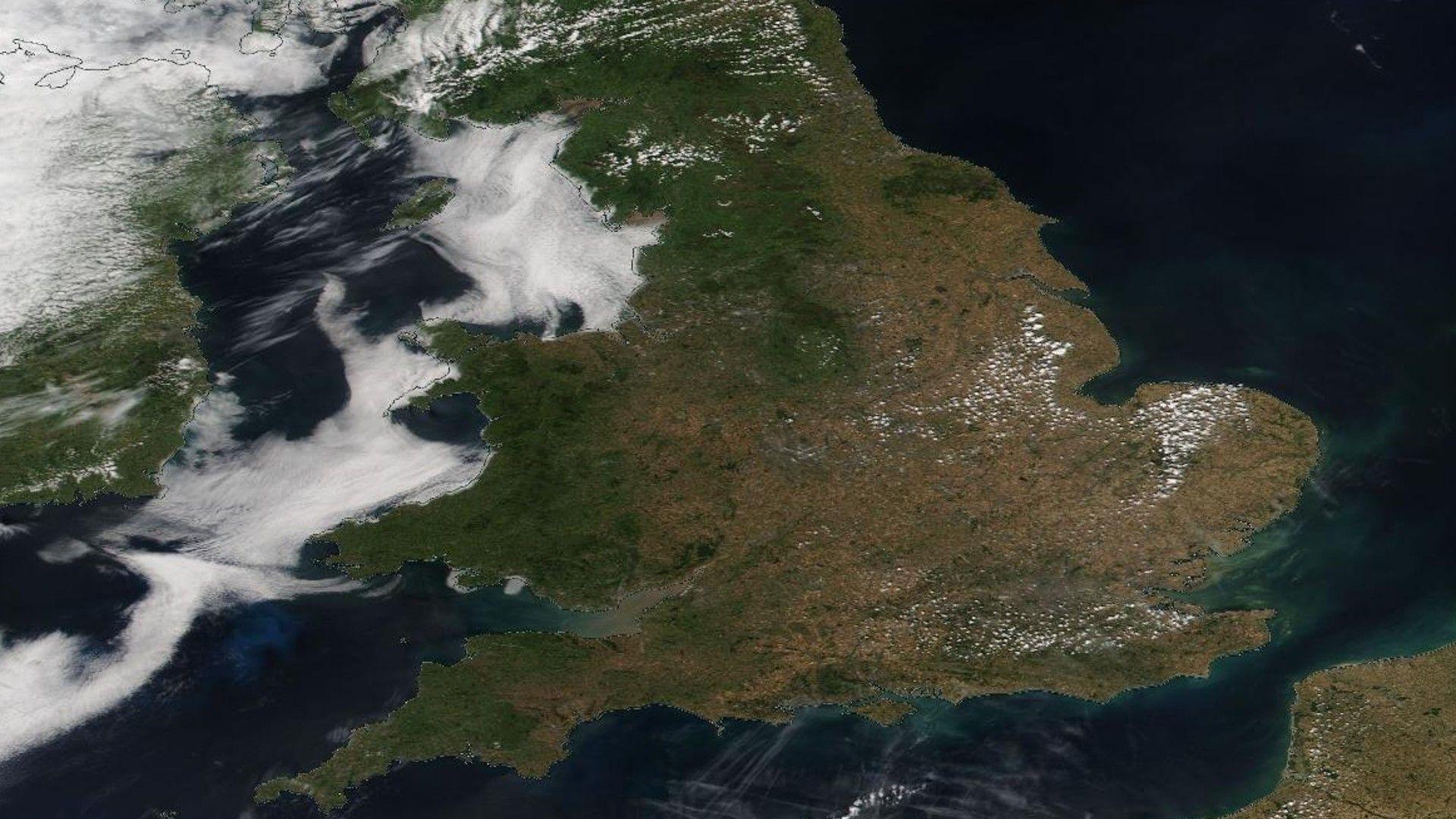 Latest News image related to UK heatwave to intensify in second week, BBC says