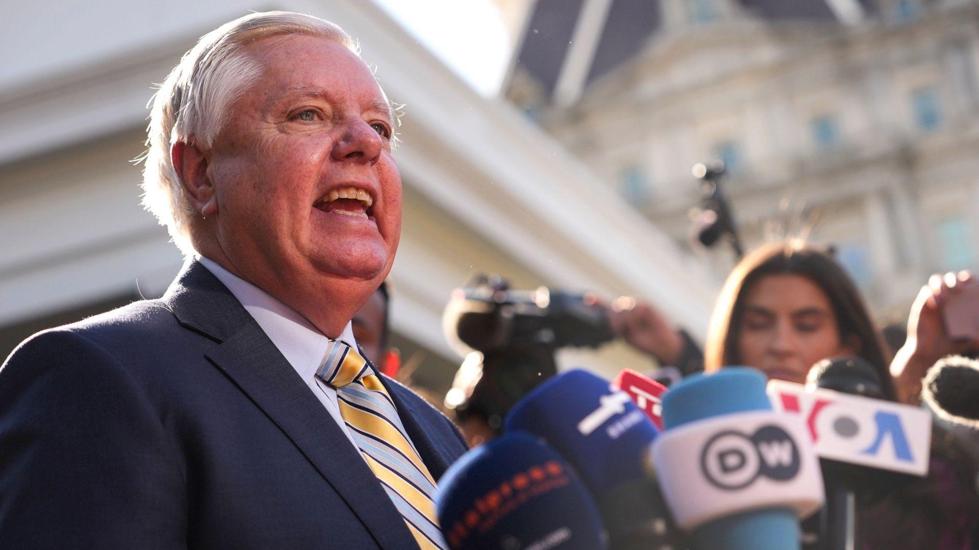 Latest News image related to Lindsey Graham dies after "brief and sudden illness"